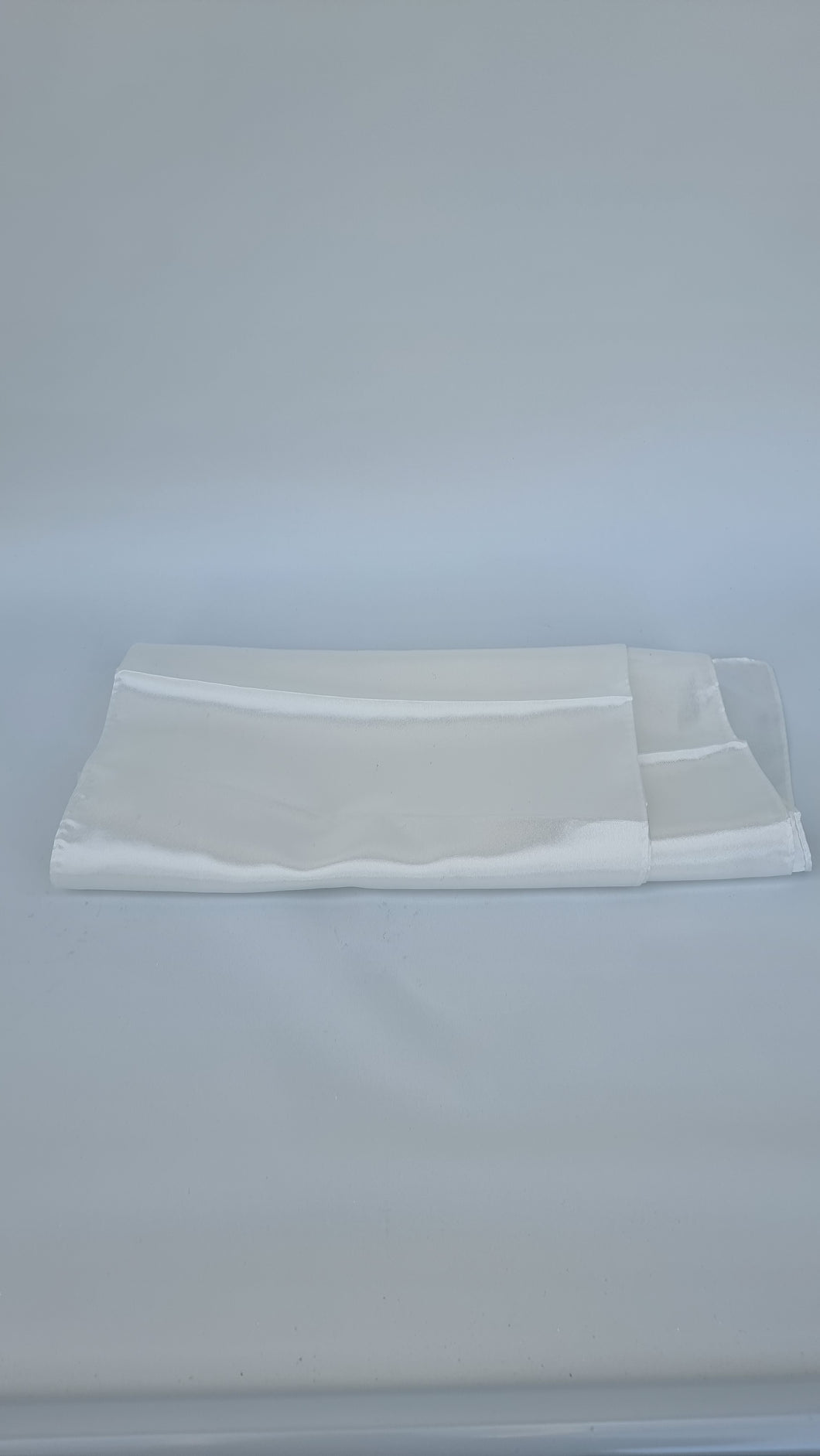 Satin table runners