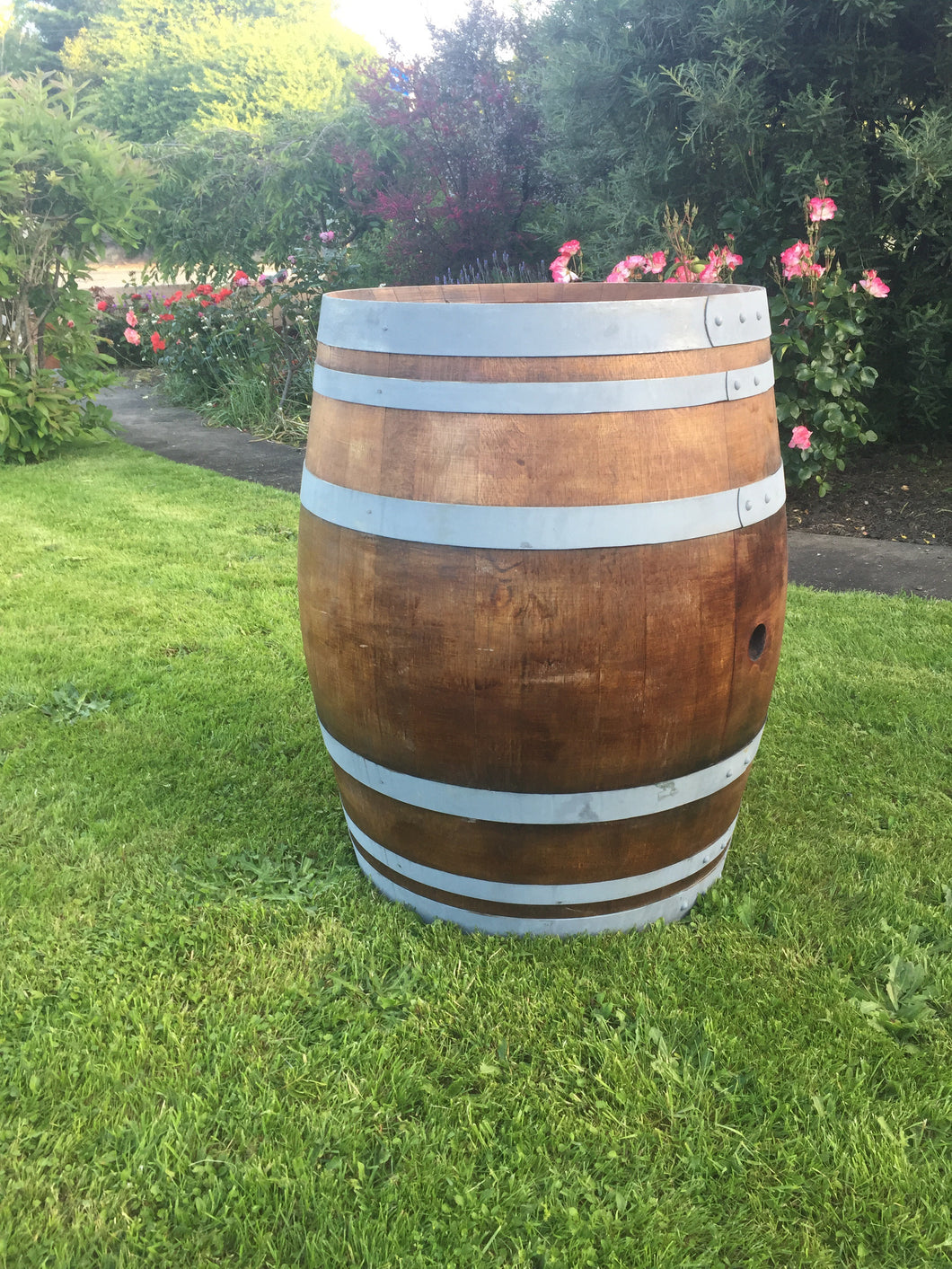 Wine barrel with umbrella hole